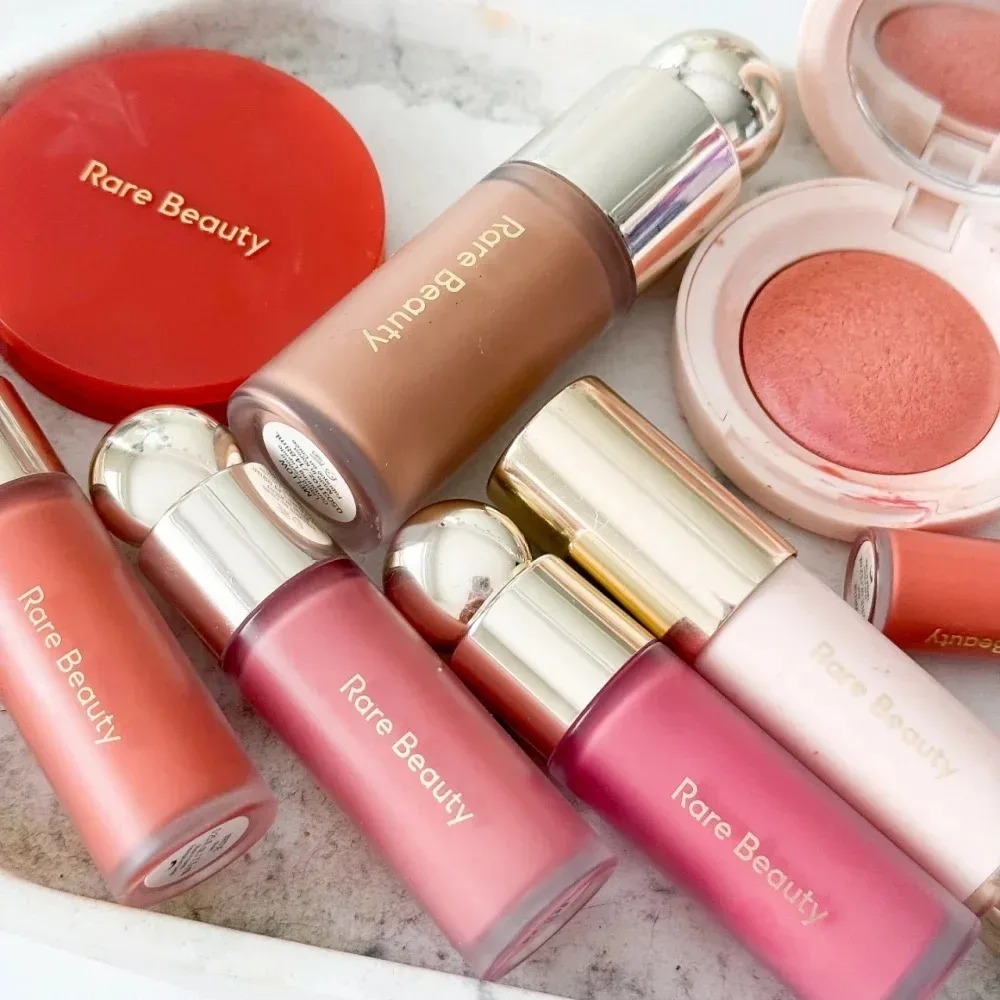 Rare Beauty Lip Gloss Liquid B - Beauty Makeup Look 评论和价格